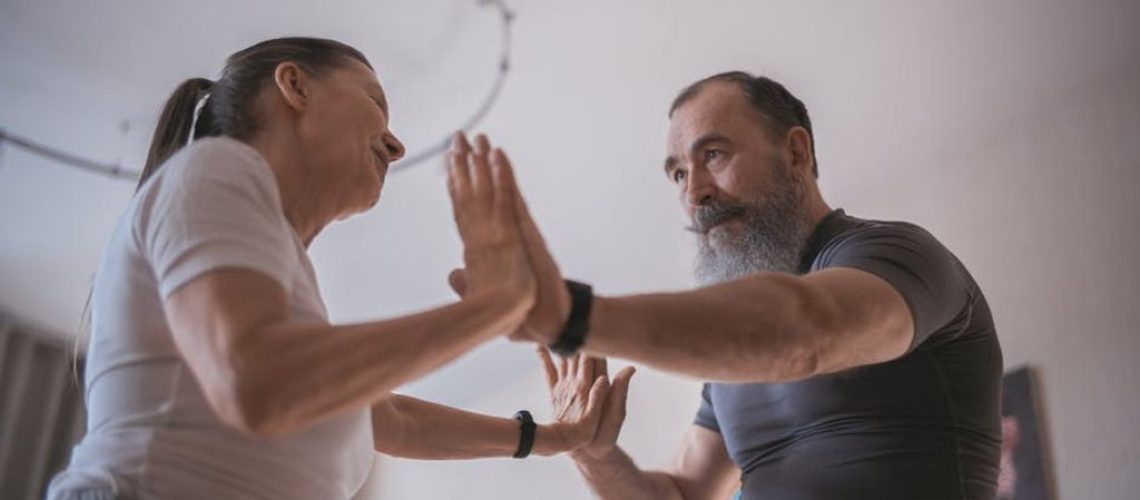 אסטרטגיות יעילות לשמירה על משקל תקין אחרי גיל 40